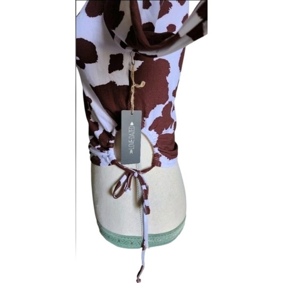 Love Dazed Brown Cow Print Side Keyhole Crop Top Women's Juniors M NWT - Picture 2 of 14